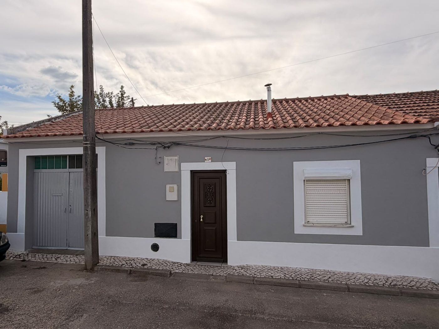 Fachada centralizada, depois da pintura