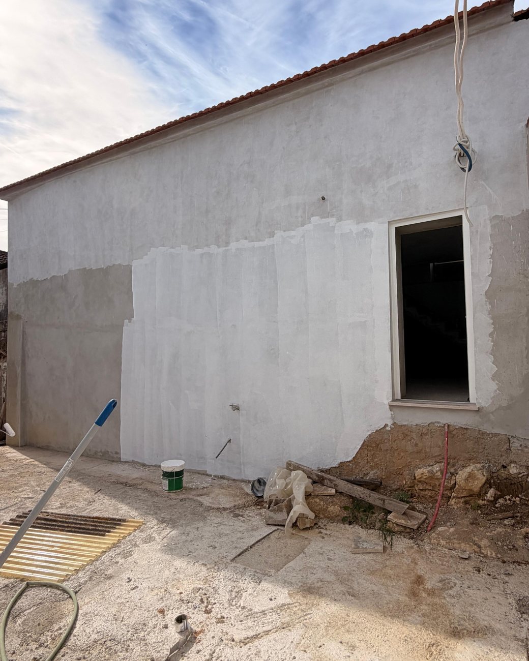 Fachada lateral, antes da pintura