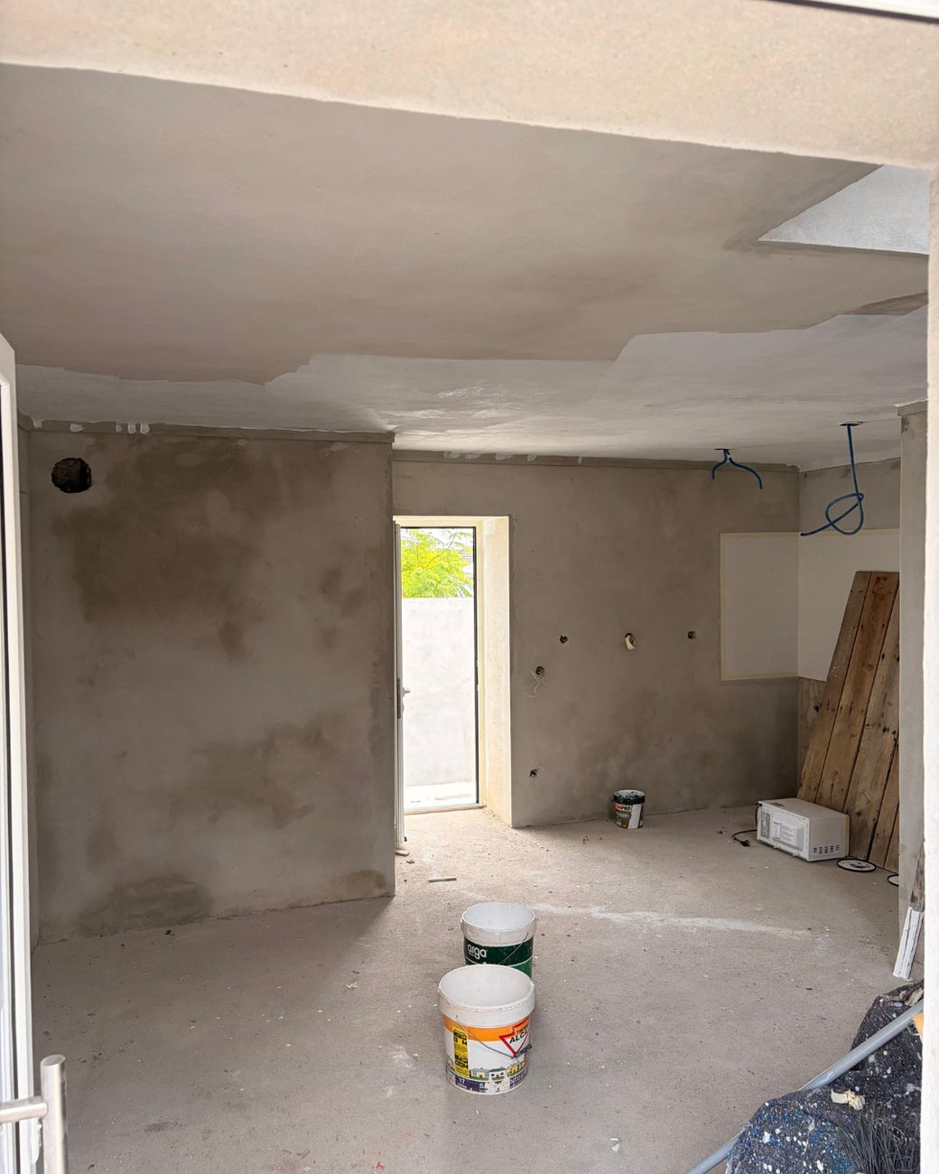 Sala — ampliação, antes da pintura