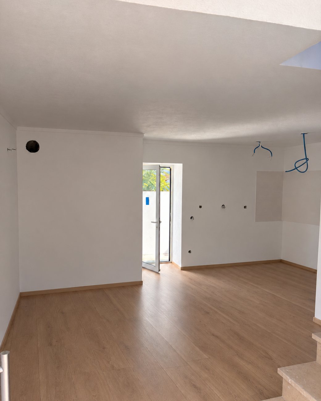 Sala — ampliação, depois da pintura